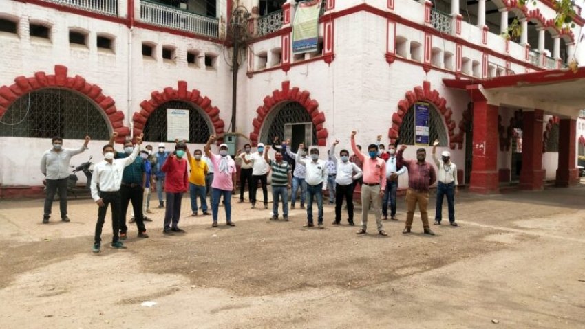 30 से अधिक पटवारी/ परिवार कोरोना संक्रमण,पॉजिटिव हुए, संघ ने 4 सूत्रीय मांगों के साथ ज्ञापन सौंपा