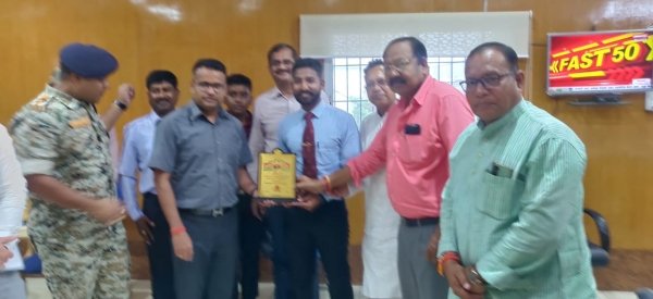 भूतपूर्व सैनिकों  के उत्कृष्ट प्रदर्शन करने वाले बच्चों का किया गया सम्मान