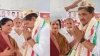 जब कार्यकर्ता ने कांग्रेस सांसद को पहना दी बीजेपी की टोपी, देखिए नेताजी का क्या रहा रिएक्शन