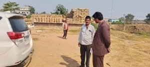 अवैध रूप से धान खपाने वाले कोचियों-बिचौलियों पर कड़ी निगरानी रखें - कलेक्टर