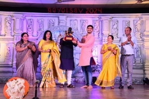 कृष्णा पब्लिक स्कूल में सांस्कृतिक प्रस्तुतियों के साथ राष्ट्रस्तरीय 'प्रज्ञोत्सव' का रंगारंग समापन