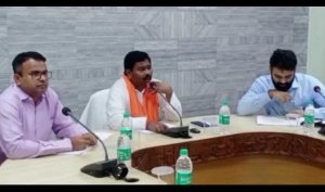 योजनाओं की क्रियान्वयन और प्रगति का अधिकारी करें निरीक्षण:- केंद्रीय मंत्री श्री बिश्वेश्वर टुडू