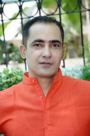 सामाजिक कार्यकर्ता व युवा नेता जयदीप चक्रवर्ती ने शासन से लगाई गुहार  निजी अस्पतालों में मिले स्वास्थ्य बीमा को पूर्णतः मान्यता ,बीमा धारी कोविड मरीज़ को न देना पड़े एक भी रूपये