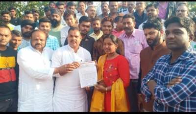 आपराधिक गतिविधियों पर अंकुश लगाने पुलिस अधीक्षक को सौपा ज्ञापन&nbsp;