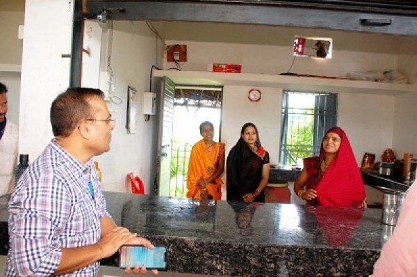 महिला समूहों द्वारा निर्माण सभी घरेलू व दैनिक जीवन की उपयोगी समाग्रियां सी-मार्ट का बनेगा आकर्षक का केन्द्र