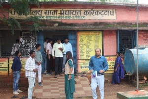 प्रभारी कलेक्टर एवं सीईओ जिला पंचायत श्रीमती चंद्राकर ग्राम आवास प्रगति सभा में हुई शामिल