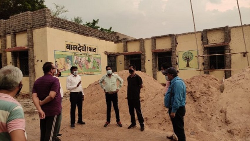 स्कूल के गेट में बनेगा रिसेप्शन ,गृहमंत्री के क्षेत्र में इंग्लिश मीडियम स्कूल खोलने होगा 28 लाख खर्च