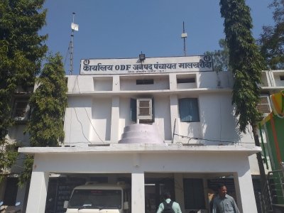 जनपद उपाध्यक्ष एवं सभापती शिक्षा समिति लम्बोदर चंद्रा के अध्यक्षता में होगा बैठक संपन्न
