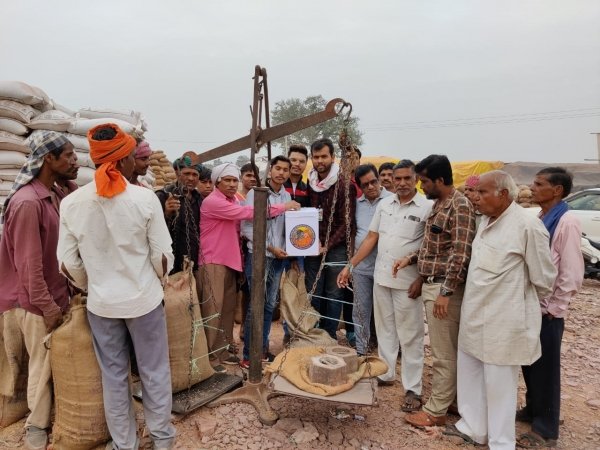 एनएसयूआई के द्वारा बढ़ाया गया किसानों का मान