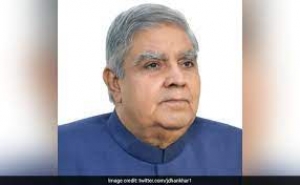 "लोग अपने मताधिकार की कीमत जान से चुका रहे"   ममता के मंत्रियों के शपथ के बाद बोले बंगाल के राज्यपाल