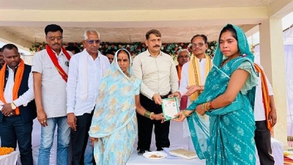 जिले के  वनांचल ग्राम चिल्फी और पोलमी से समाधान शिविर का हुआ शुभारंभ