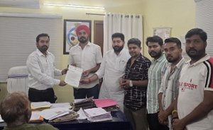 गलत ई-चालान जारी होने की शिकायत को लेकर दक्षिण ब्लॉक कांग्रेस कमेटी ने RTO अधिकारी से की जांच की मांग