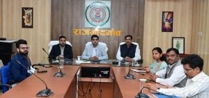 जिले में आधार सक्षम बायोमेट्रिक उपस्थिति प्रणाली प्रारंभ