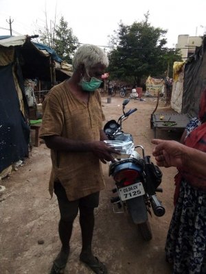 लॉकडाउन में भोजन उपलब्ध कराने अग्रवाल समाज सेक्टर 6 का बड़ा योगदान
