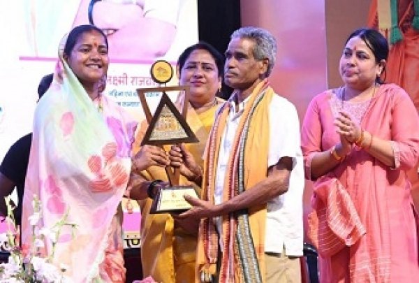 राजधानी रायपुर में महिला मड़ई का शुभारंभ