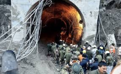 उत्तराखंड ग्लेशियर तबाही की नई तस्वीरें, तपोवन सुंरग में रेस्क्यू मिशन जारी
