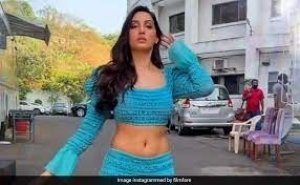 नोरा फतेही के एडोरेबल लुक पर फिदा हुए फैंस, एक्ट्रेस का दिखा जबरदस्त स्वैग,