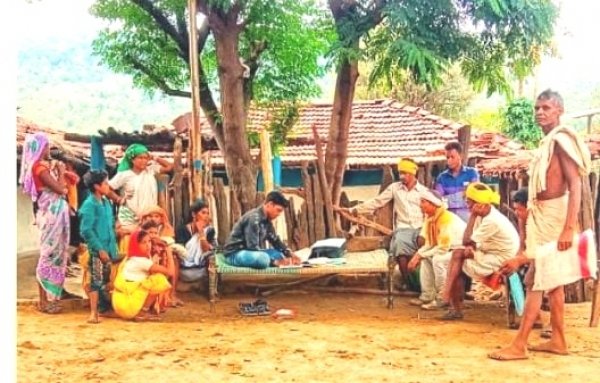 जिले के समस्त पहुँचविहीन ग्रामों में  लगाया जा रहा स्वास्थ्य शिविर