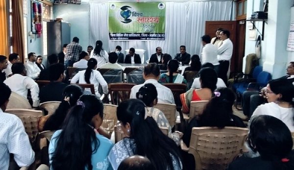 अंतर्राष्ट्रीय स्वास्थ्य दिवस के अवसर पर जिला एवं सत्र न्यायालय में किया गया निःशुल्क स्वास्थ्य शिविर का आयोजन
