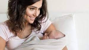 स्तनपान के दौरान क्यों मुश्किल होता है वजन कम करना, जानिए कैसे करें कम