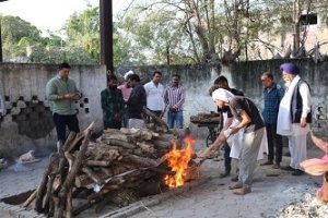 यूथ सिख सेवा समिति ने निभाई मानवता की मिसाल,दिवंगत प्रेम सिंह के अंतिम संस्कार में दिया निस्वार्थ सहयोग