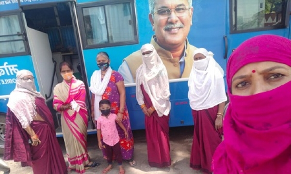 मौसमी बीमारियों की रोकथाम के लिए आंगनबाडी कर रही जागरूक