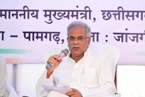 जल जीवन मिशन के कार्यों की गुणवत्ता पर ध्यान दें : मुख्यमंत्री बघेल