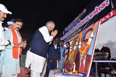 बाबा साहब डॉ. भीमराव आम्बेडकर करोड़ों लोगों के जीवन में उत्साह और रोशनी दिखाने वाले महामानव - विधानसभा अध्यक्ष डॉ. रमन सिंह
