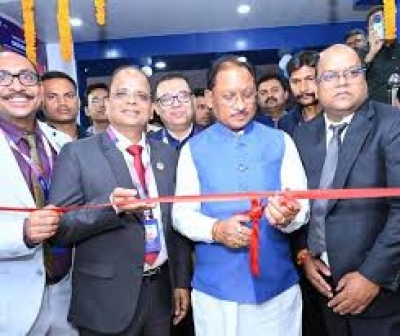 मुख्यमंत्री विष्णु देव साय ने किया एसबीआई के आधुनिक भवन का शुभारंभ, ग्राहकों को मिलेंगी अत्याधुनिक बैंकिंग सुविधाएं