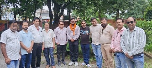 पिथौरा में छग जर्नलिस्ट वेलफेयर यूनियन की अहम बैठक, सतीश ध्रुव यूनियन परिवार में शामिल