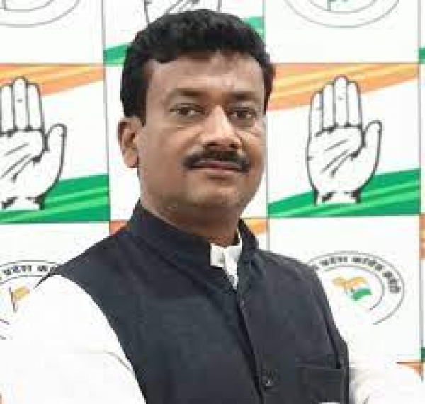 गूगल में फेंकू, और कमीशनखोर लिखोगे तो भाजपा नेताओं के नाम आते हैं : कांग्रेस 