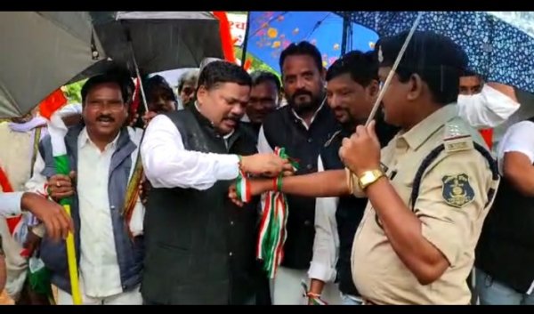 केशकाल विधायक  संत राम नेताम ने विधानसभा स्तरीय पदयात्रा का किया शुभारंभ