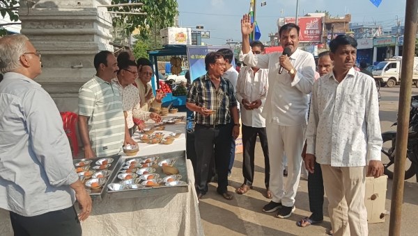 अहिंसा के दूत आचार्य विद्यासागर महाराज का अवतरण दिवस हर्षोल्लास से मनाया गया, अहिंसा प्रवेश द्वार पर हुआ 21,000 लड्डुओं का वितरण