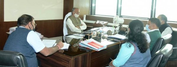 गृह मंत्री ने की अपराध अनुसंधान विभाग के कार्यों की समीक्षा : प्रकरणों के निराकरण में तेजी लाने दिए निर्देश