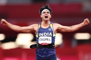 125  साल बाद एथलीट में भारत को मिला पहला सोना  नीरज चोपड़ा ने टोक्यो ओलंपिक में भारत को दिलाया पहला गोल्ड, PM मोदी ने दी बधाई