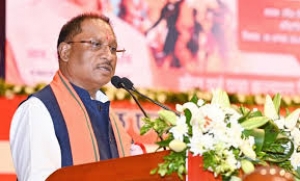 छत्तीसगढ़ के माओवादी आतंक प्रभावित जिलों के विद्यार्थियों को तकनीकी एवं व्यावसायिक शिक्षा के लिए मिलेगा ब्याज रहित ऋण: मुख्यमंत्री श्री विष्णु देव साय