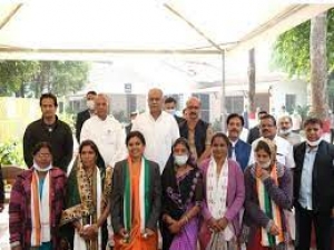 रिसाली के पार्षदों की मुख्यमंत्री से मुलाकात:गृहमंत्री ने एक-एक का कराया परिचय;