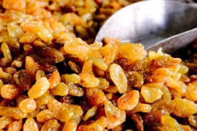 ठंड के मौसम में जरूर खाएं किशमिश, आज ही जान लें इसके खास फायदे