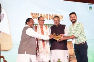 रामविचार नेताम नई दिल्ली में आयोजित ' एग्री पंचायत ' कार्यक्रम में हुए शामिल