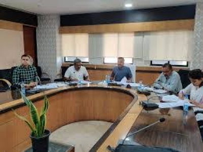 वाहनों में हाई सिक्योरिटी नंबर प्लेट हेतु वर्चुअल समीक्षा बैठक परिवहन अधिकारियों एवं अनुबंधित कंपनियों को कार्य में तेजी लाने के निर्देश