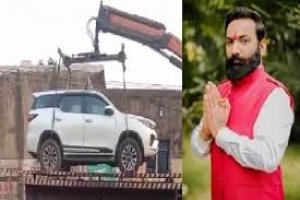 धर्म की आड़ और राजनीति के साए में सूदखोरी का साम्राज्य &mdash; मोस्ट वांटेड वीरेंद्र तोमर आखिरकार गिरफ्तार