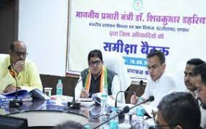 निर्माण कार्यों को गुणवत्ता के साथ समय पर करना सुनिश्चित करें, लापरवाही बर्दाश्त नहीं होगी: मंत्री डॉ. शिवकुमार डहरिया