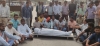 कर्मचारी की मौत पर कांग्रेस का सड़क संघर्ष चक्काजाम के बाद फैक्ट्री प्रबंधन ने मानी 28 लाख मुआवज़ा और आजीवन पेंशन