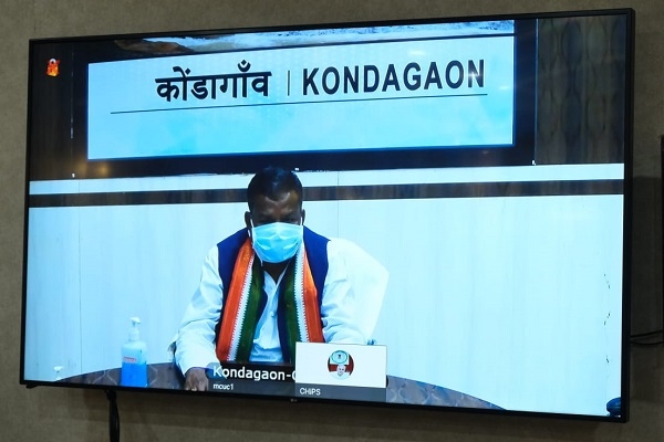 मुख्यमंत्री ने आज यहां अपने निवास कार्यालय में आयोजित