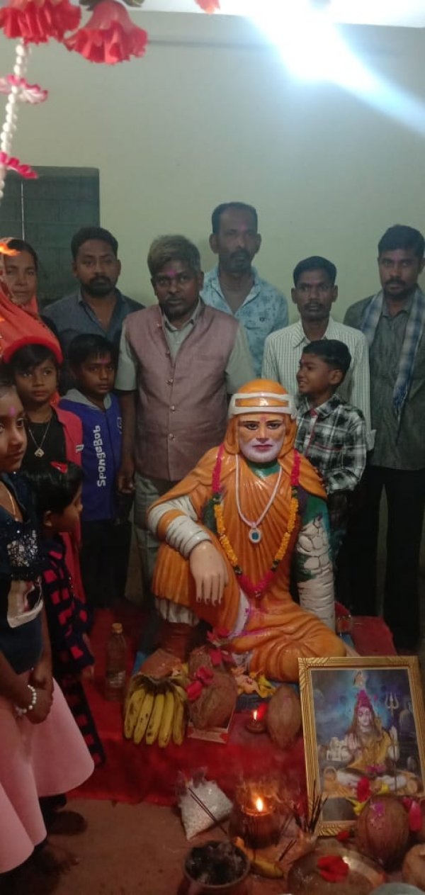 *धोबी समाज ने मनाया गाडगे बाबा की जयंती*