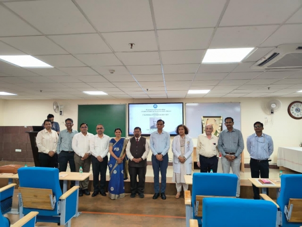 एआईआईएमएस रायपुर में राष्ट्रीय फार्माकोलॉजी दिवस, कर्नल सर रमनाथ चोपड़ा को श्रद्धांजलि