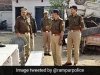 ग्रेटर नोएडा विकास प्राधिकरण के सामने पुलिस और किसानों के बीच झड़प, CM योगी का कल होना है दौरा