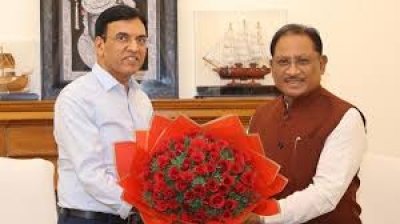 बस्तर ओलंपिक को मिला &lsquo;खेलो इंडिया ट्राइबल गेम्स&rsquo; का दर्जा, रायपुर-बिलासपुर में खुलेंगे मेडिकल-नर्सिंग कॉलेज &ndash; मुख्यमंत्री साय की केंद्रीय मंत्री मांडविया से मुलाकात