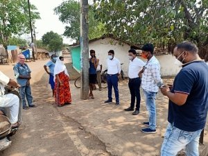 पुरैना वासियों को मिलने लगा है भरपूर पानी ,निगम आयुक्त व नोडल अधिकारी पहुंचे पुरैना