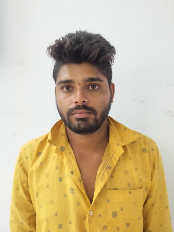 बेटे ने बाप कि हत्या कर दफनाया खेत में ....